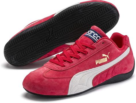 rote Herren Sneaker .